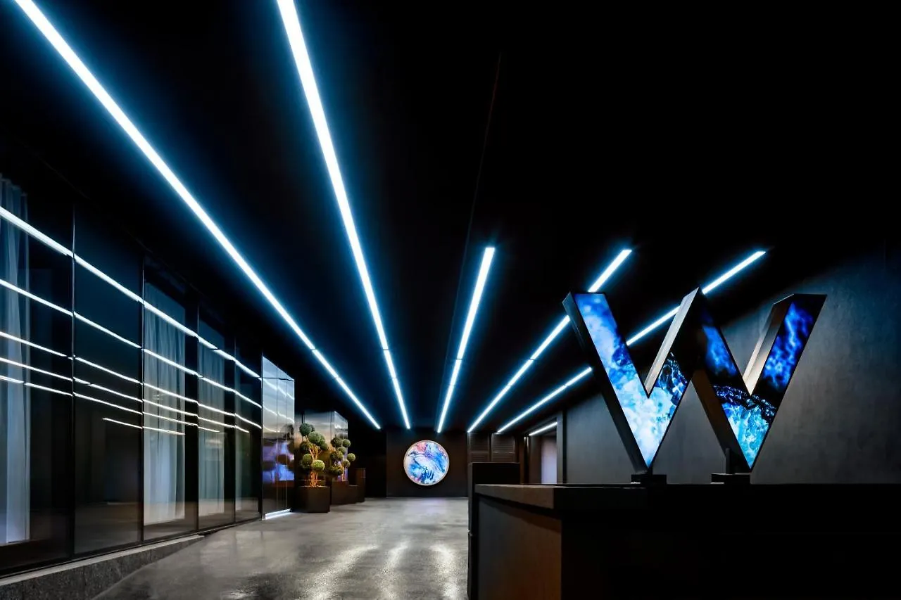 W Toronto Hotel