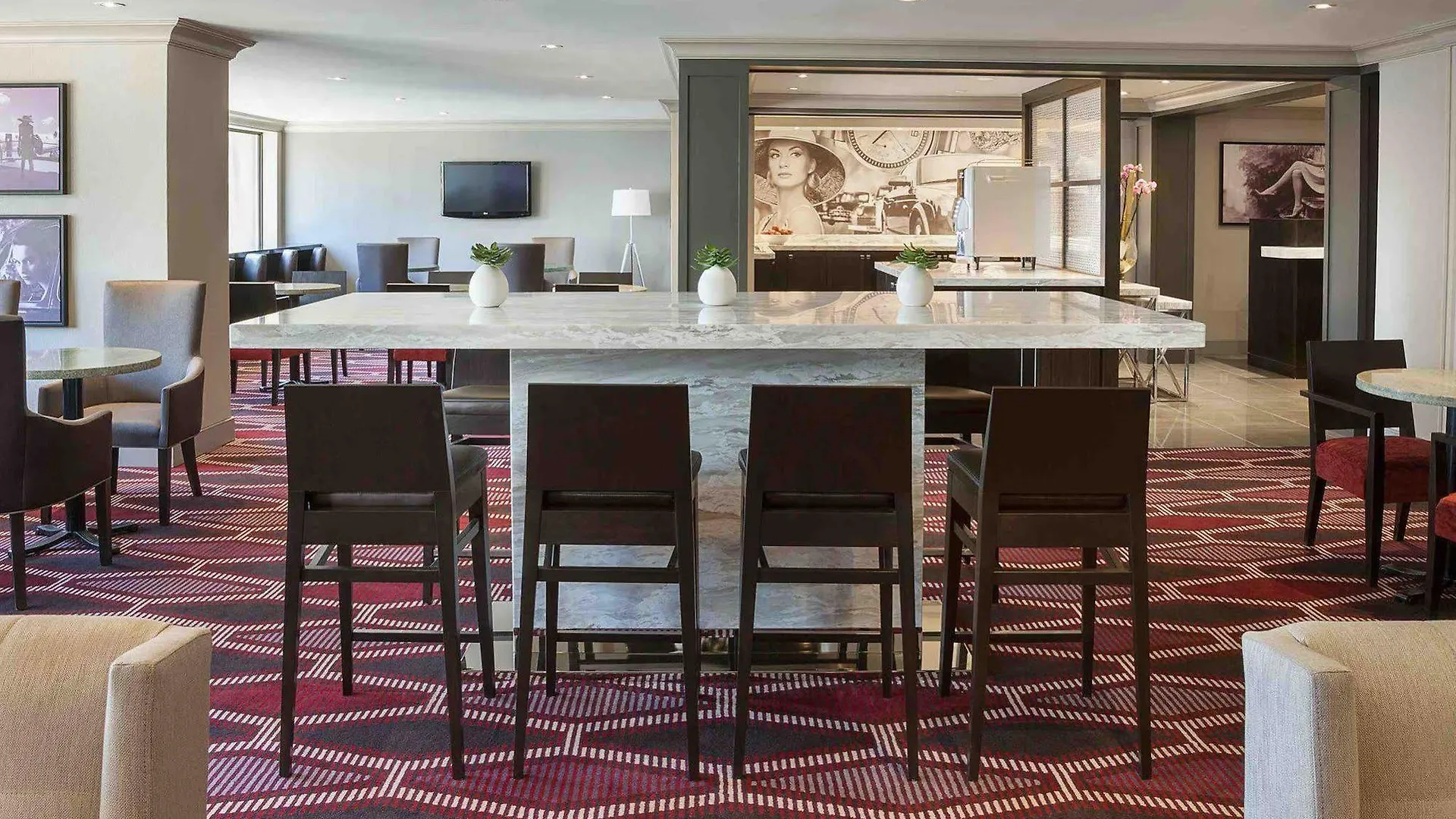W Toronto Hotel 4*,
